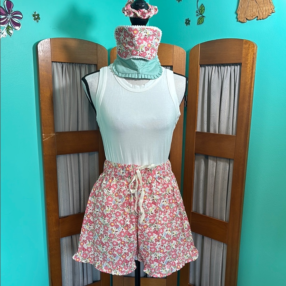 Violet & Brooks Vintage-Inspired Pink and White Floral Pajama Set